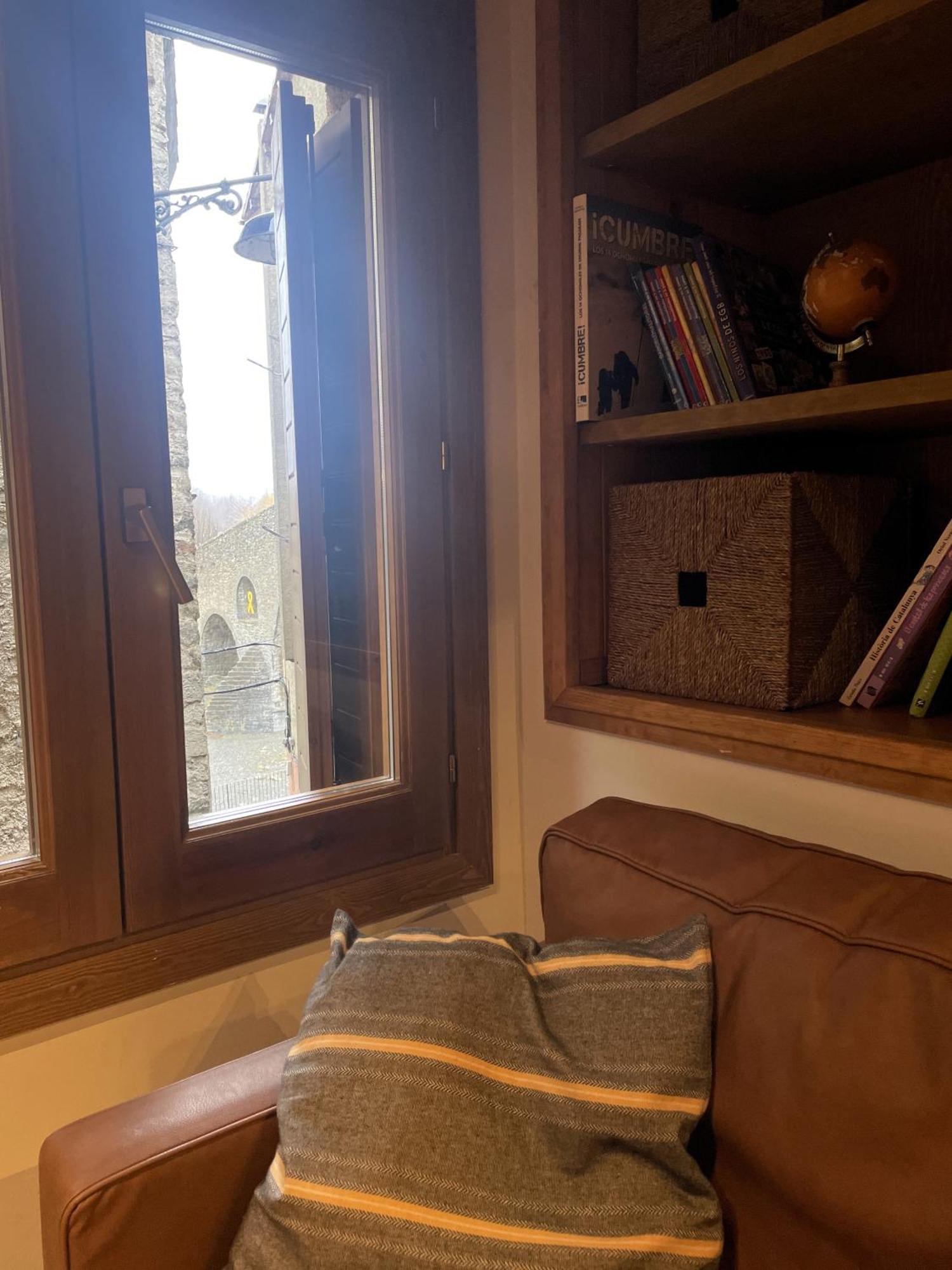 קמפרודון Apartamento Duplex En El Puente Historico, Gra De Fajol מראה חיצוני תמונה