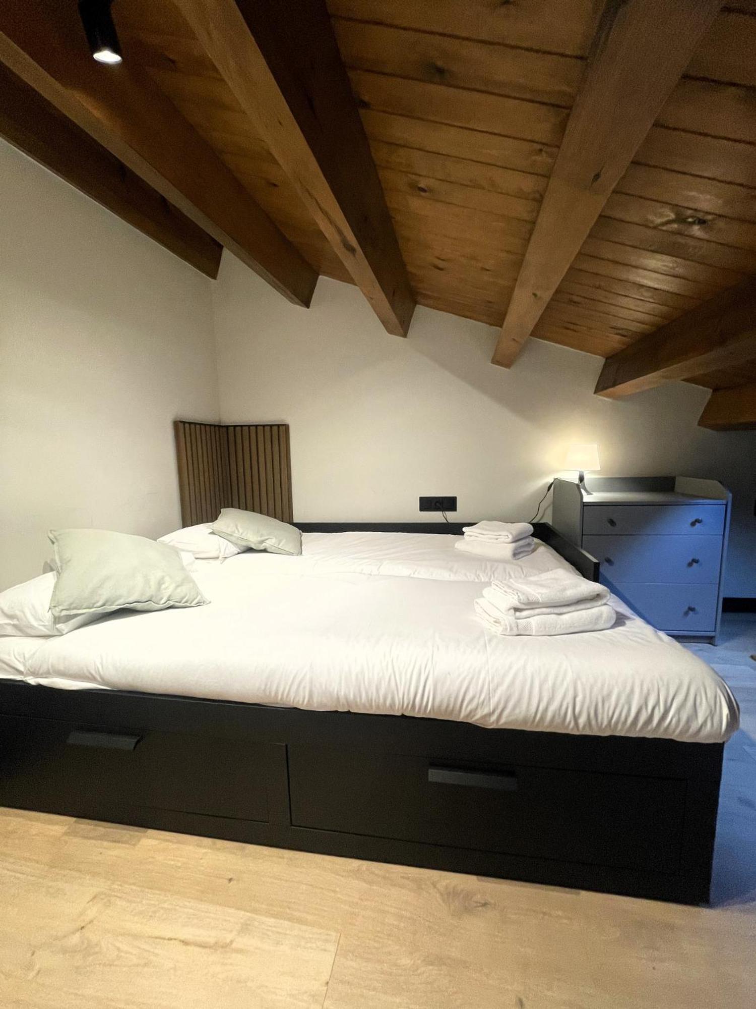 קמפרודון Apartamento Duplex En El Puente Historico, Gra De Fajol מראה חיצוני תמונה