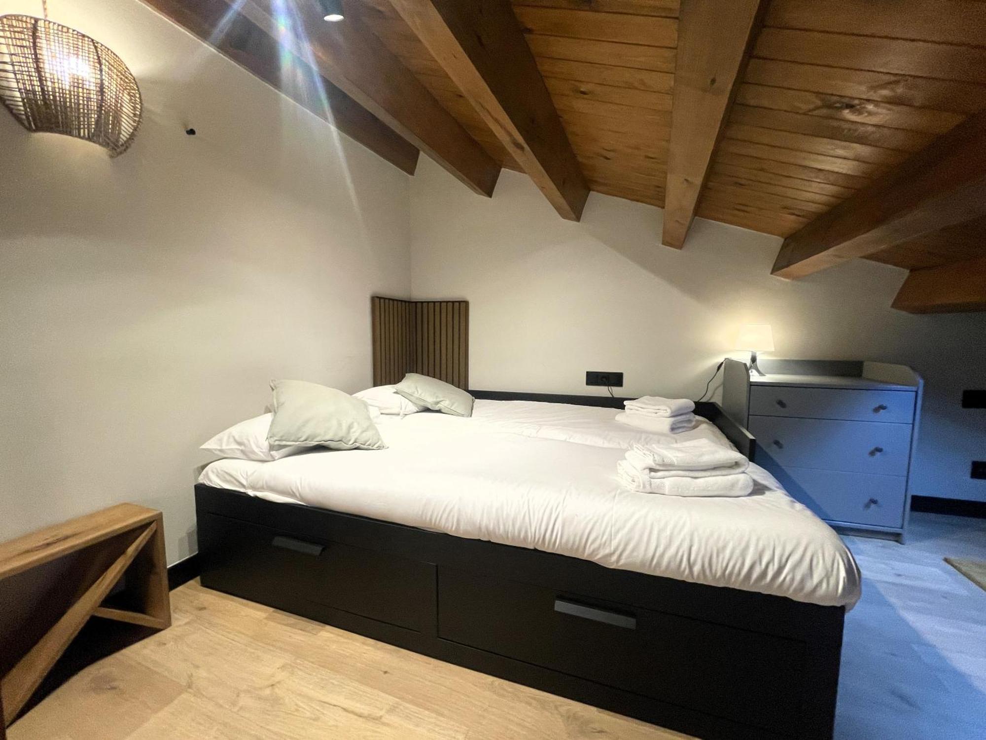 קמפרודון Apartamento Duplex En El Puente Historico, Gra De Fajol מראה חיצוני תמונה